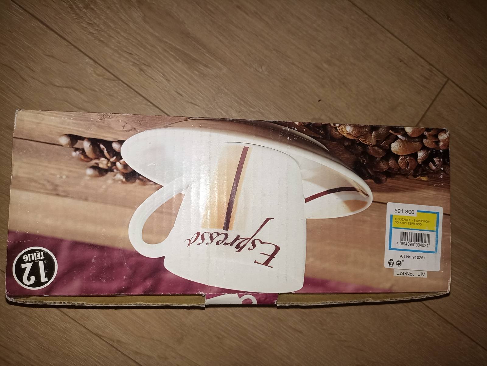Na sprzedaż nowy, nigdy nieużywany zestaw filiżanek do — zdjęcie 3